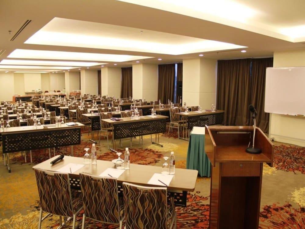 Hotel Royal Kuala Lumpur Zewnętrze zdjęcie